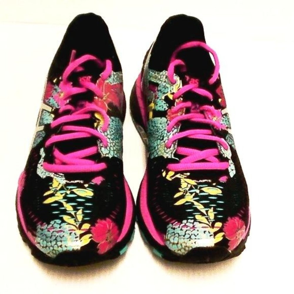 Asics woman's gel kayano 23 black silver pink size 6.5 us